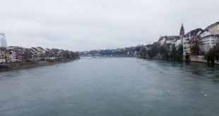 Basel-Spaziergang-am-Rhein-18